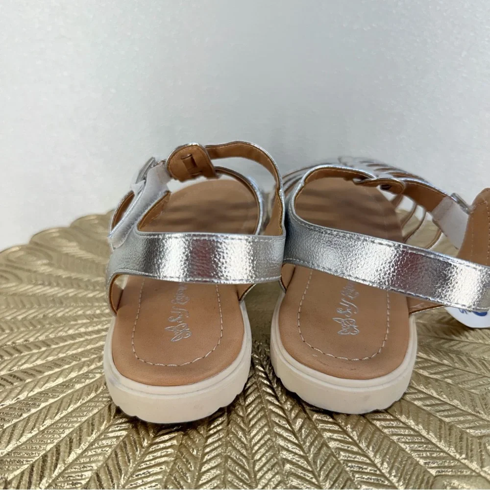 Self Esteem Silver Gladiator Sandals Girls Size 4‎ Ankle Strap NWT